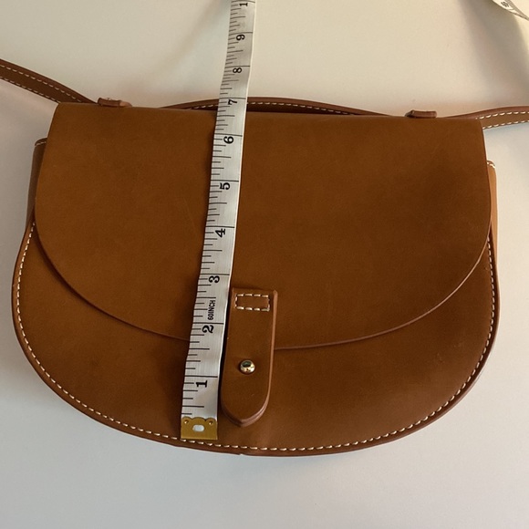 Brown Adjustable GAP Purse - Picture 15 of 16